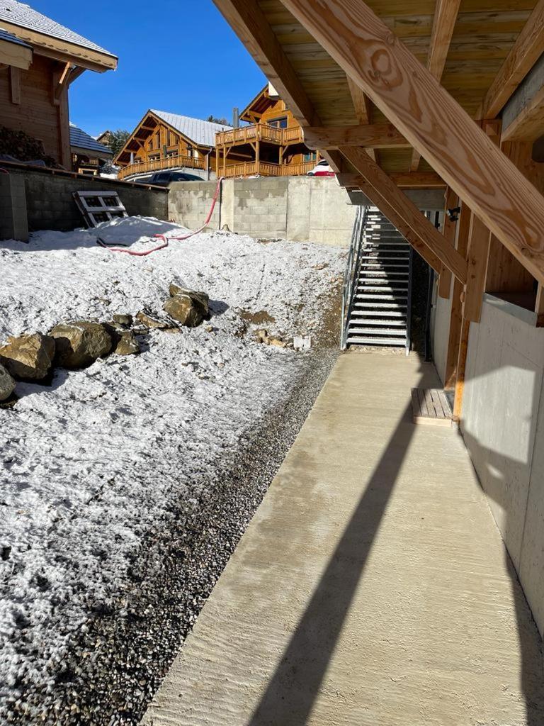 Appartement Lumineux Neuf Dans Bas De Chalet Le Douglas La Joue du Loup Exteriér fotografie